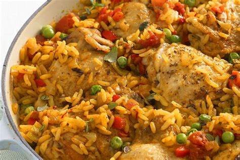 It's a delicious mexican recipe that's bursting with flavor and is crazy addictive, so be prepared to make this dish on a regular basis. Arroz con Pollo Recipe