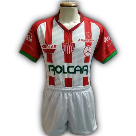 Dentro del museo espacio, los rayos del necaxa, bajo el patrocinio de la marca umbro. UNIFORME DE FUTBOL NECAXA LOCAL 2021 DRI-FIT