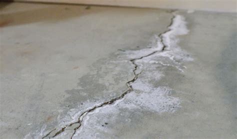 Floor Cracks Foundation Systems Of Michigan