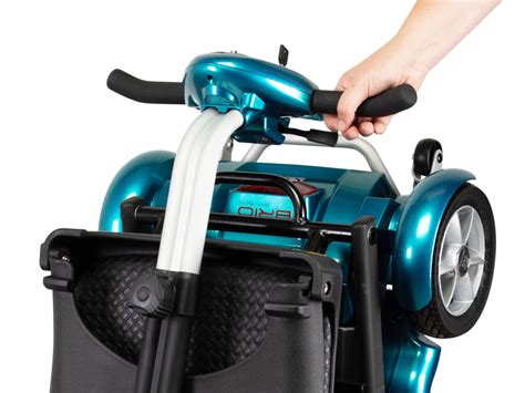 Brio Scootmobiel Blauw Met Luchtbanden Uwzorgshop Nl