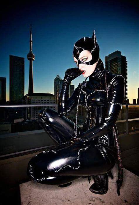 Pin By Alan Burt On Fantastic Costumes Catwoman Cosplay Superhero
