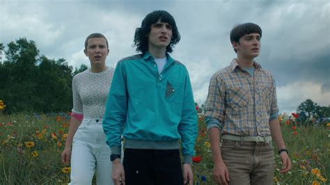 Netflix Really Wants You To Watch Its Stranger Things Stage Play Before