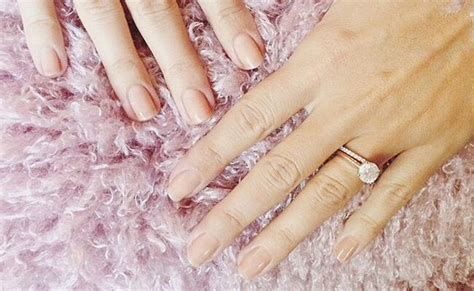 Lauren Conrad See A Photo Of Her Wedding Ring Set And Manicure