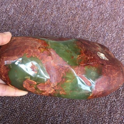 59mm Nephrite Green Jade Sphere Sparkling Natural Jadeite Crystal