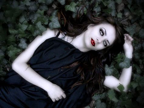 Vampire Girl Lying On Leaves