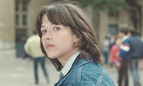 Sophie marceau'nun yildizliga atim atmasini saglayan film. Sophie Marceau in the film 'La Boum I' (1980) | Film la ...