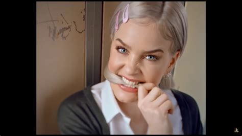 See realtime chords on guitar, piano and ukulele as you are listening the song. Anne-Marie - 2002 Official Video - YouTube