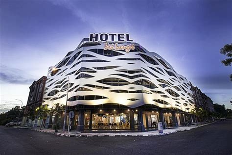 Sri langit hotel klia, klia 2 & f1. スリランジットホテル（SRI LANGIT HOTEL SDN BHD）クアラルンプール国際空港近く - やすちんち