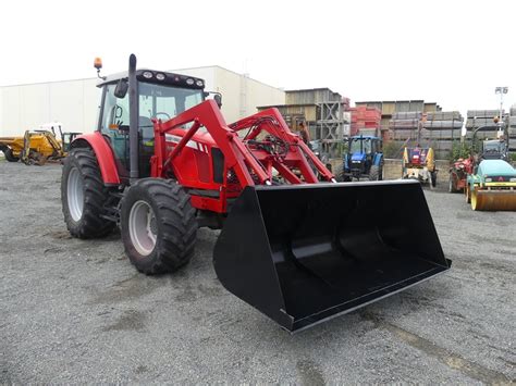 Circa 2010 Massey Ferguson 5455 Fwa With Front End Loader Bucket