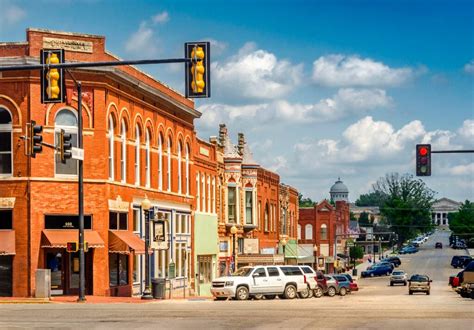 13 Best Small Towns In Oklahoma To Explore In 2024