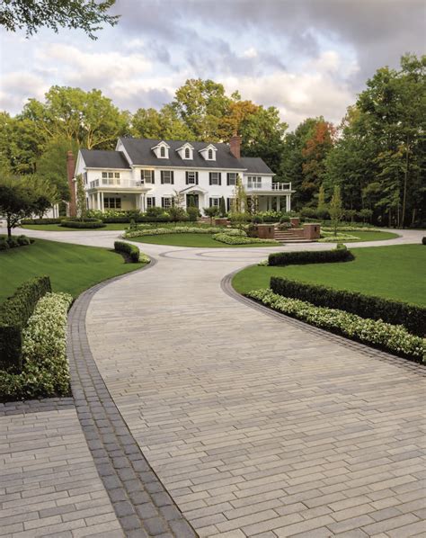 Modern And Traditional Driveway Pavers Driveway Entrance Landscaping