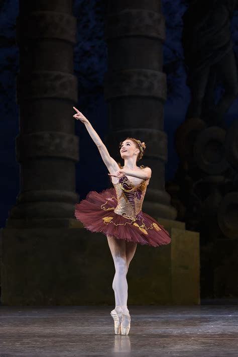 Anna Rose O’sullivan As Fairy Of The Golden Vine In The Sleeping Beauty The Royal Ballet © 2017