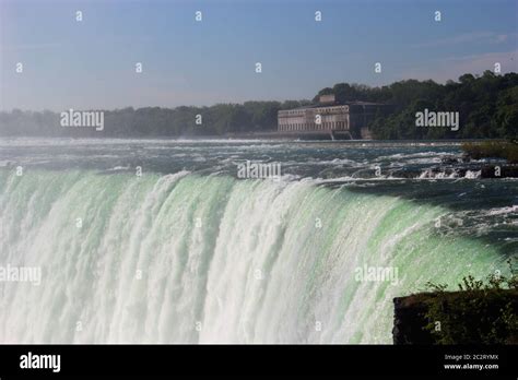 Falls Into The Water Hi Res Stock Photography And Images Alamy