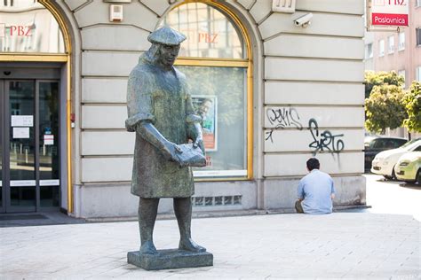 Gdje se u Zagrebu nalazi kip posvećen ekonomistu Benediktu Kotruljeviću? - Lice Grada