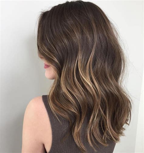 Maybe you would like to learn more about one of these? Top 50 capelli castano scuro con riflessi per il 2020 ...