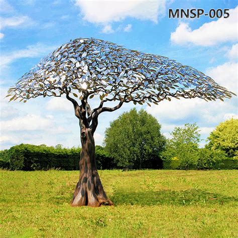 Realistic Large Metal Tree Sculpture Outdoor Youfine Sculpture