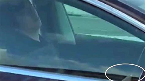 video tesla driver appears to be asleep at the wheel