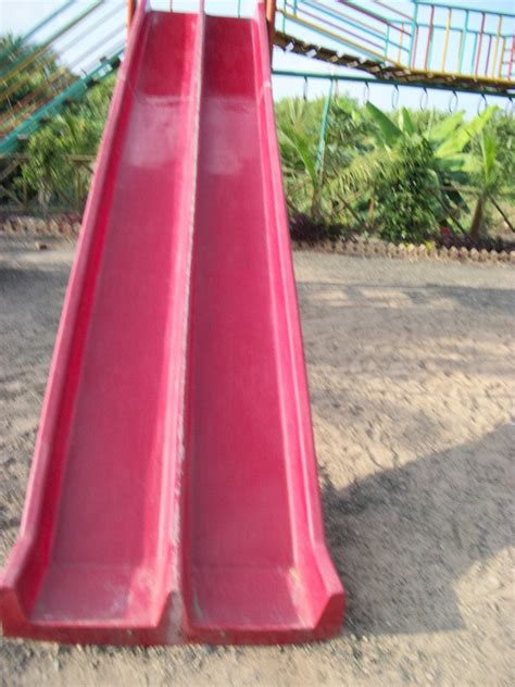 Sunshine Fibre Industries Red Frp Playground Slide At Rs 1400 In Rajkot