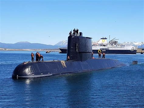 Nos Dijeron Que El Submarino Está 3000 Metros Bajo El Mar Infofueguina