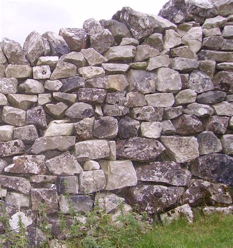Filedry Stone Wall Gordale 08