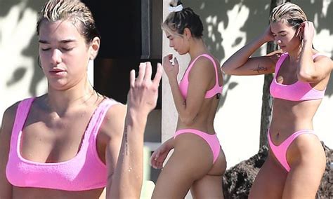 Dua Lipa Sizzles As She Flaunts Her Incredible Frame In A Bright Pink