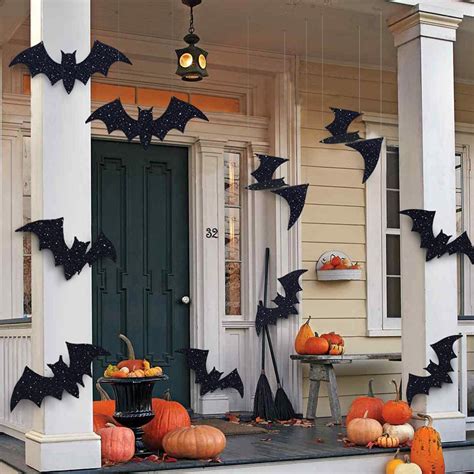 Diy Halloween Decorations Halloween Decorations Hanging Bats And Ghosts