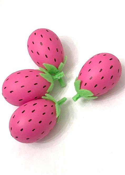 Adorable Diy Strawberry Easter Eggs For A Fruit Themed Basket