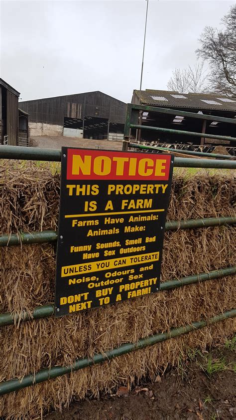 Animal Farm Notice Funny Signs Farm Jokes Farm Humor