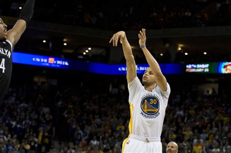 Stephen Curry Makes 77 Three Pointers In A Row Inspirational Basketball