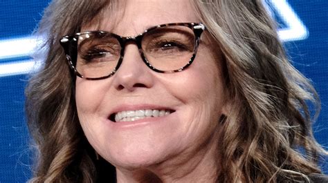 What Sally Field Looked Like When She Was Younger