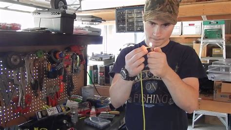 These rod leashes are great because they are quiet for sight fishing and you can also make them according to your height or needs. Homemade kayak rod leashes for cheap! - YouTube