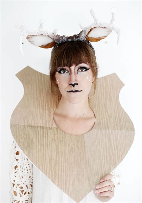 Diy Taxidermy Deer Costume Themerrythought Halloween Mode Clever Halloween Costumes Halloween