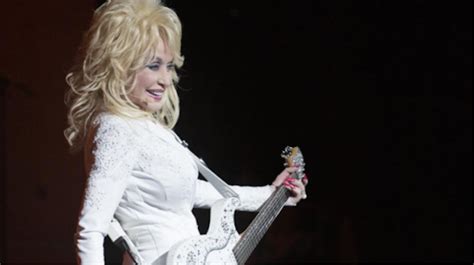 Dolly Parton Is Definitely Making A Gay Dance Album Im A Wee Bit