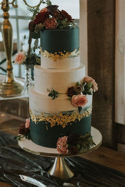 Grey Gold Wedding Cake Wedding Cake Emerald Green Green Wedding Cake