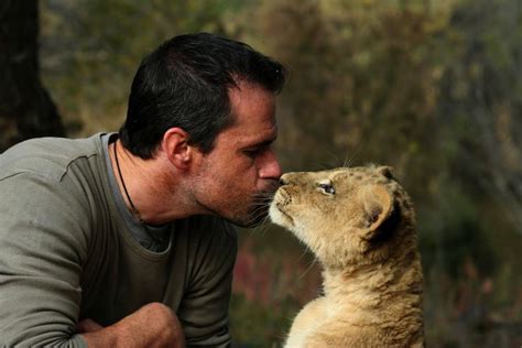 Meet Kevin Richardson The Lion Whisperer