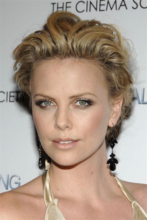 Charlize Theron Special Pictures 13 Super Short Hair Charlize