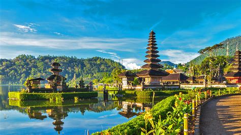 Tempat Rekomendasi Wisata Yang Menarik Di Pulau Dewata Bali Indonesia