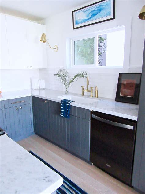 If you choose a light gray i was thinking about painting the cabinets white as i want it to feel as bright as possible, and maybe using a blue/green tile for a burst. Silver Lake Small Kitchen Remodel - Black Appliance Trend ...