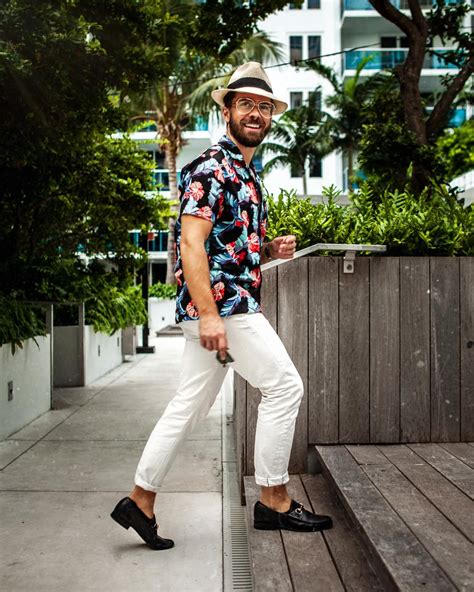 Men S Resort Style How To Look Great On Your Next Beach Vacation Miami