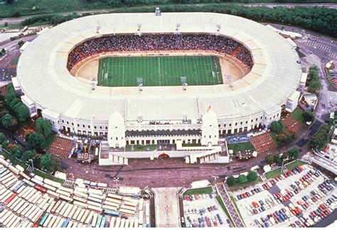 Even though the first stadium was demolished in 2003, the current option of the home of england's international team was. Fotostrecke: Wembley-Stadion | Die Fußball-Kathedrale ...
