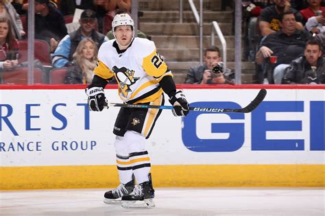 Penguins Trade Rumors: Can Pittsburgh get out from Matt Hunwick?