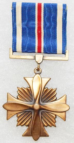 Vietnam Era 1957 1975 Medals Distinguished Flying Cross Named