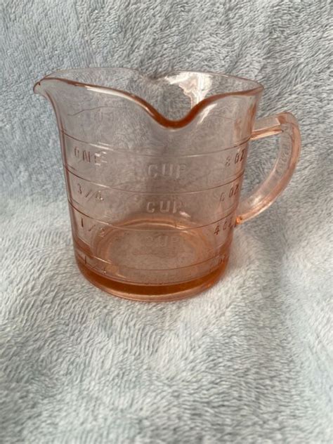 Vintage Kelloggs Hazel Atlas Pink Depression Glass Measuring Cup With