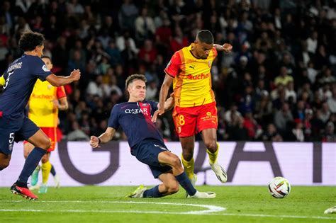 Ugarte Le Petit Manuel De La Sentinelle Ligue 1 J3 Psg Lens 3 1