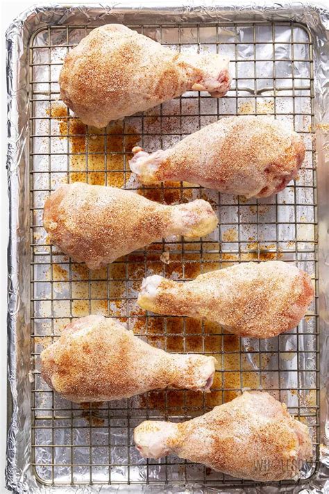 baked chicken legs drumsticks super crispy wholesome yum
