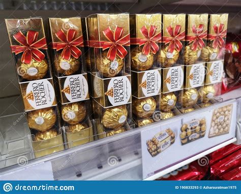 1,604 ferrero rocher in malaysia products are offered for sale by suppliers on alibaba.com, of which chocolate accounts for 1%. Klang, Malaysia - 10 July 2020 : Packed Of Ferrero Rocher ...