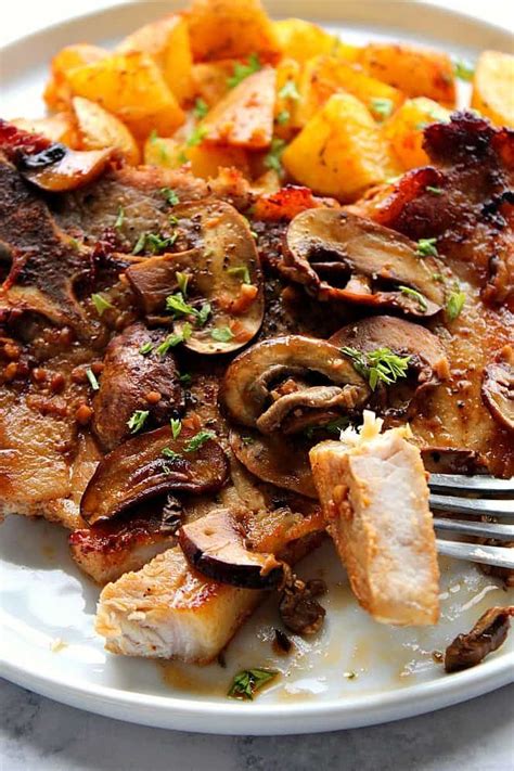 We're taking our chops to the next level with this scrumptious pork chops recipe from chrunc ycreamy sweet. Garlic Butter Mushroom Pork Chops Recipe - tender and ...