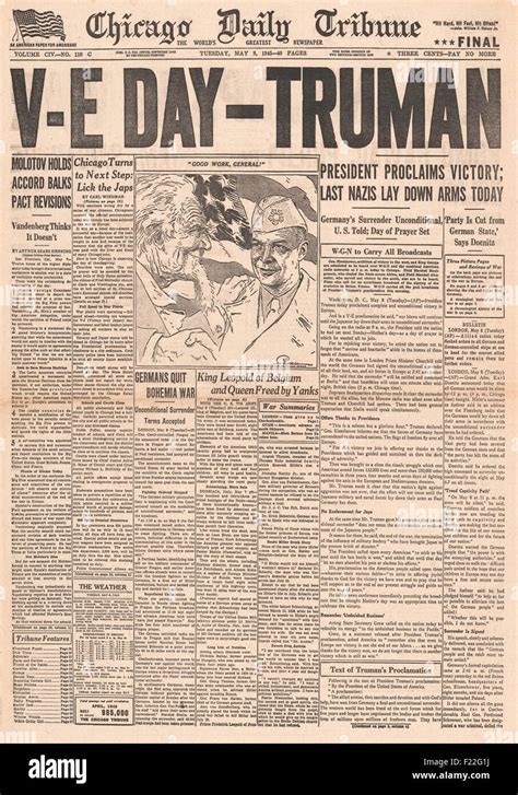 Newspaper Headline 1945 Chicago Daily Tribune Hi Res Stock Photography