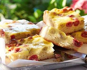 Ein wunderbarer ddr kuchen mit einer buttercreme, in. Rezept: Stachelbeerkuchen mit Schmand | Stachelbeerkuchen ...