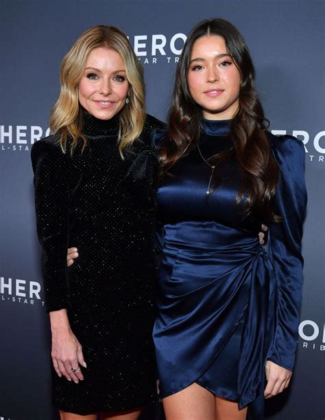 Kelly Ripa And Daughter Lola To Mirror The Kardashians If She Has Her Way Hello